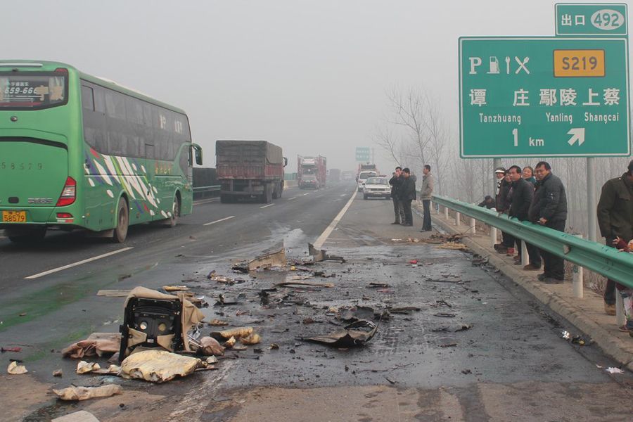 大連高速車禍最新消息,大連高速車禍最新消息，事故現(xiàn)場、救援進(jìn)展與后續(xù)關(guān)注